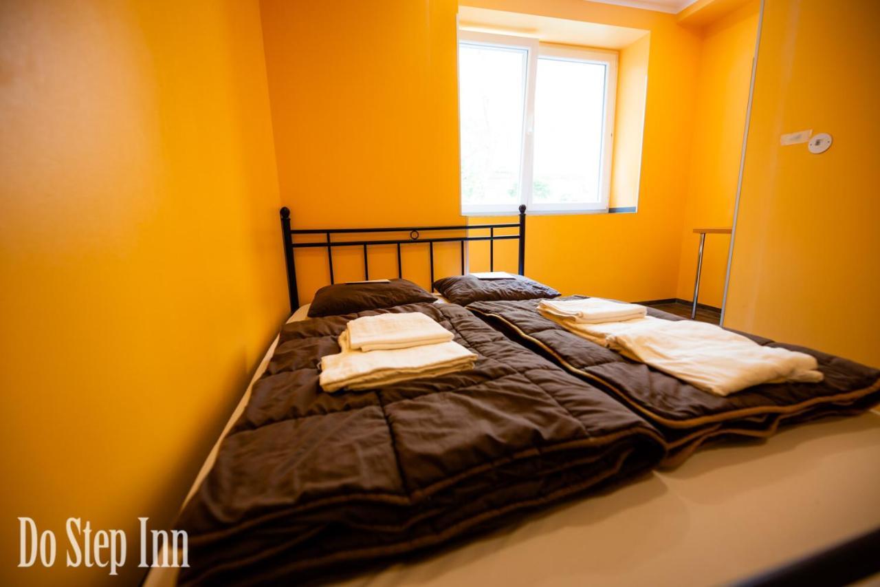 Do Step Inn Central - Self-Service-Hostel Виена Екстериор снимка