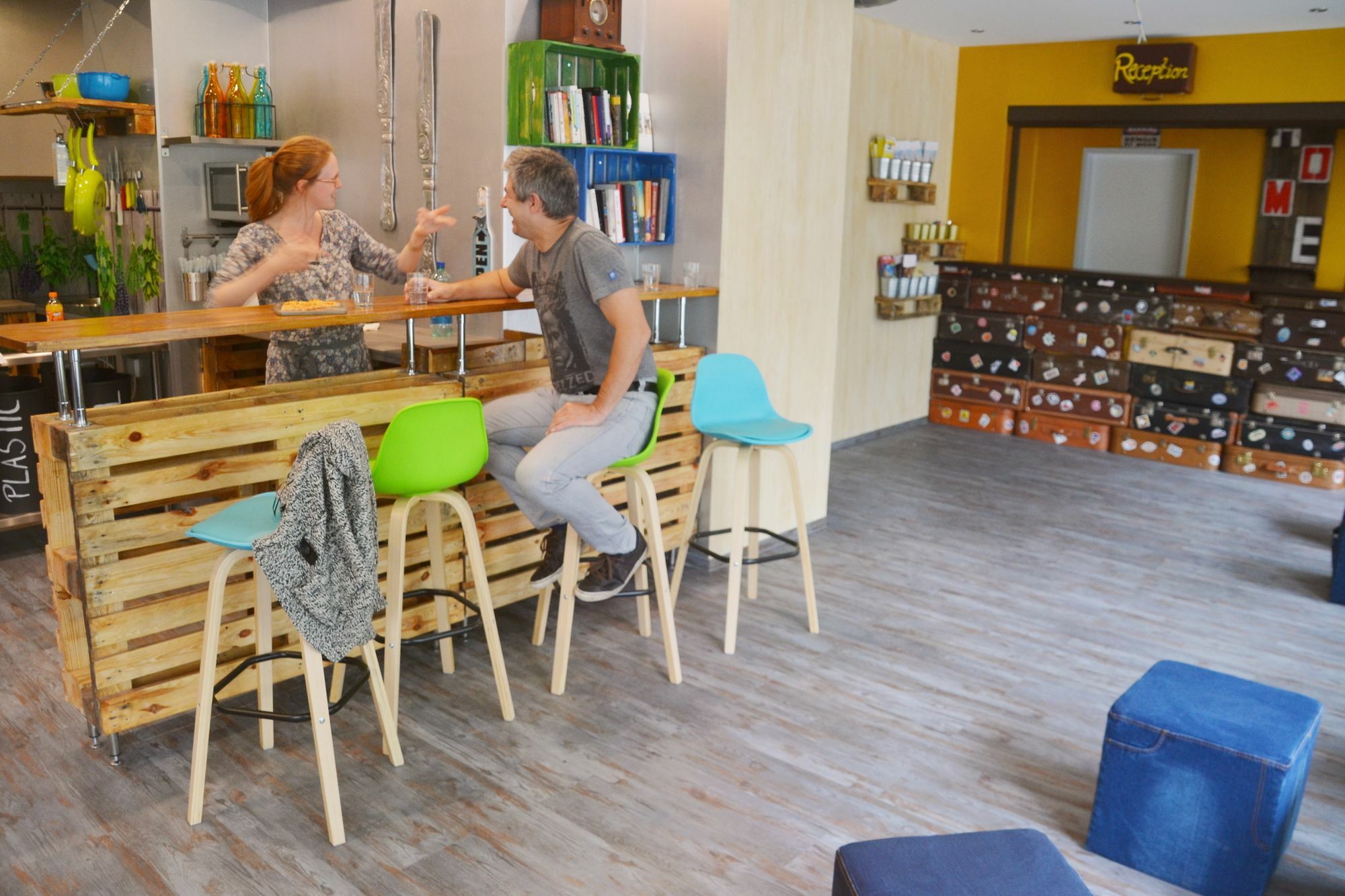 Do Step Inn Central - Self-Service-Hostel Виена Екстериор снимка
